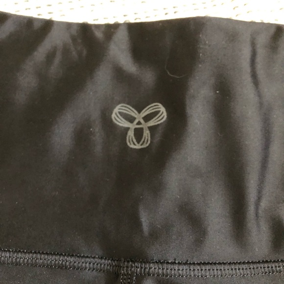 TNA Shorts - Picture 3 of 5